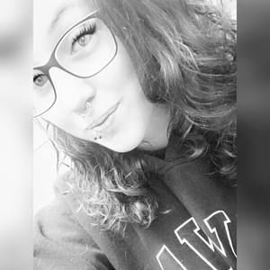 Meet your Posher, Ana